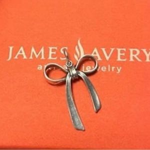 James avery bow charm link is cut